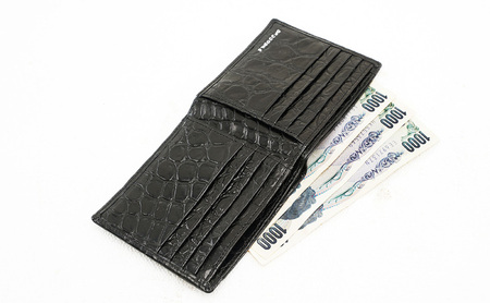 マットクロコ二つ折り札入れ メンズ ブラック