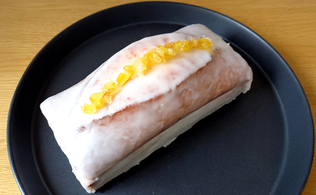 レモンケーキ 【リピーター続出！】レモンピール入りレモンケーキ ホール（冷凍） 食品 コーヒー お菓子 モンキーポッド ケーキ スイーツ カフェ レモン 酸味 甘酸っぱい レモンピール 墨田区 東京都