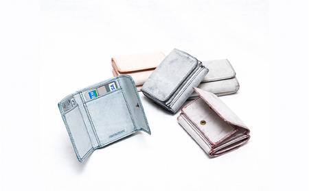 三つ折り財布 tino（ティノ）ゴースト ファッション小物  クロ