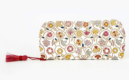 【文庫屋大関】メガネケース　金唐小花【皮革工芸品】 ファッション小物 民芸品