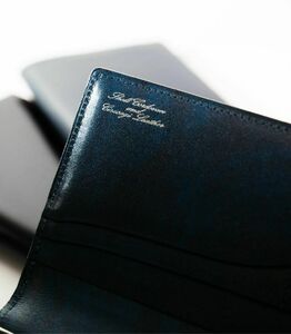 キプリス本革製コードバンｘシラサギレザーファスナー付きササマチ長財布　カラー：ブラックｘネイビー　