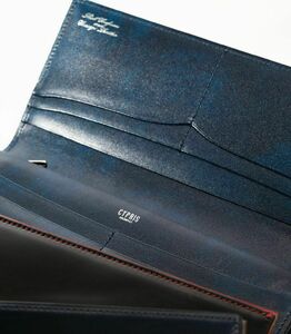 キプリス本革製コードバンｘシラサギレザーファスナー付きササマチ長財布　カラー：ブラックｘネイビー　