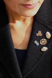 アサリピンブローチ「tui」　【kt059-001】