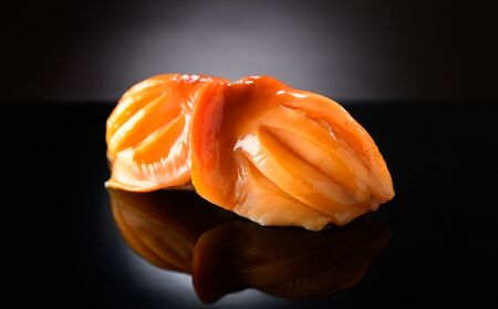 【鮨 くりや川】夜のおまかせコース15品<1名様分>(ぐるなびセレクション) 【125110】 チケット お食事券 鮨屋 隠れ家 飲食 ギフト プレゼント 観光 記念日