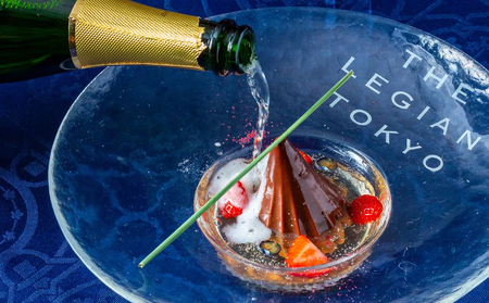 ザ・レギャン・トーキョー 演出系フレンチディナーお食事券(2名様分)