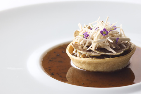 【メゾン ポール・ボキューズ】特別コース（ディナー）＜2名様分＞（ぐるなびセレクション）【125052】