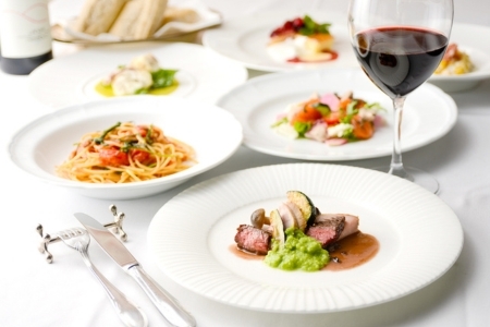 ヴィラッツア ホテルサンルートプラザ新宿 特別ご利用券 21,000円分