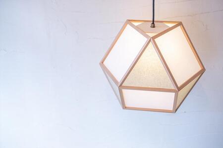 【照明/国産杉】ペンダントライト『的L mato-L』 白×銀鼠 AP831-B