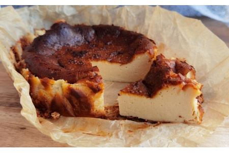 《グルテンフリー＆粗製糖使用》ナッツとベリーのガトーショコラ＆バスクチーズケーキ【025-007】