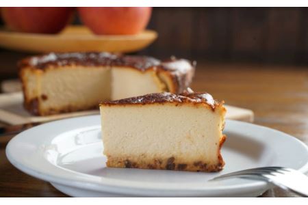 《グルテンフリー＆粗製糖使用》贅沢ガトーショコラ＆キャラメルりんごのバスクチーズケーキ【025-008】