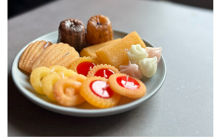 【お菓子のキャンドル -sweets candle-】―焼き菓子詰め合わせ―カンカン（無香料）