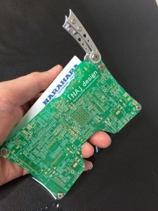 リアルなプリント基板を使用したオリジナルカードケース　「NA」design KIBAN CARD CASE （緑）