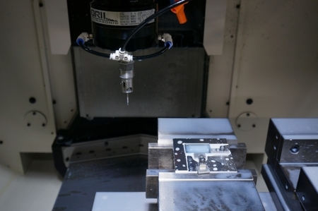 リアルなプリント基板を使用したオリジナルカードケース　「NA」design KIBAN CARD CASE（青）