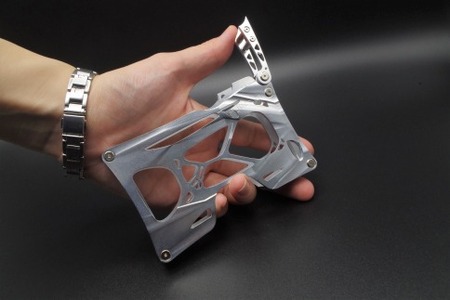 　職人×AIのタッグで作り上げたカードケース　ジェネレイティブデザイン　CARD CASE