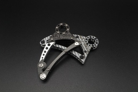 ワザ×大人の遊び心　CFRP Key Holder SLW（シルバー）