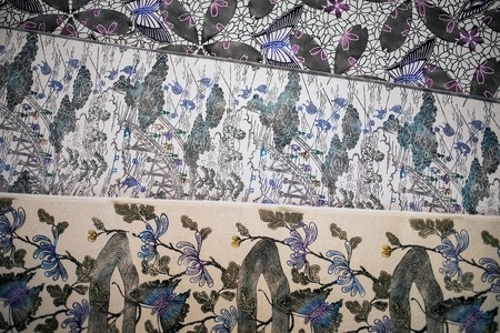 職人技がさえわたる世界に一つだけの「手差し型染め 名古屋帯」（古代柄/川の風景）