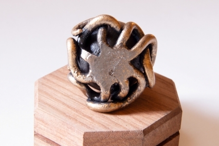 開運「鉄蛸」(チャーリー礒崎作)