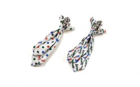 シルク100%のミニネクタイ「ｐ-Ｔｉｅ」2柄セット（ホワイト系）