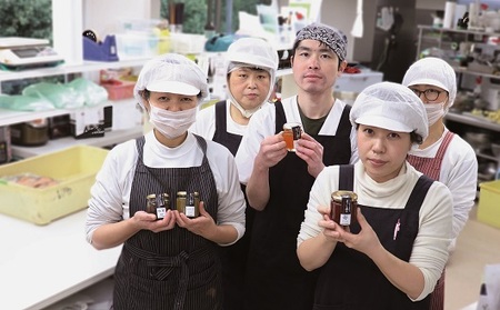 地元産の素材を使った無添加のジャム＆梅干し・らっきょう・椎茸佃煮のセット