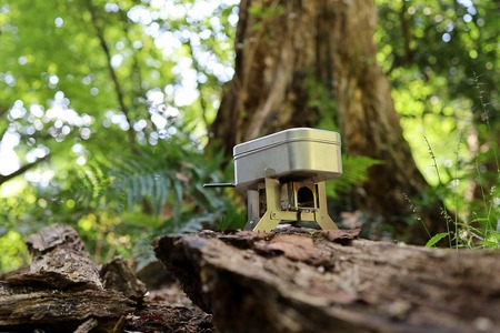 安定感抜群のメスティン専用調理台 M8ストーブ