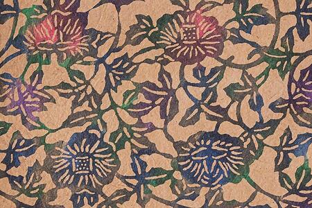 あなた好みにパターンオーダー　手漉き竹和紙を匠の技で染め上げた「お多福ケース(お札入れ)」