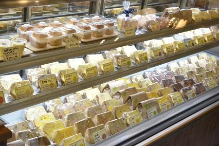 ちぎると「しゅわっ」と音がする有精卵のシフォンケーキ　６カット(6フレーバー)