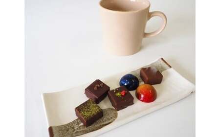 【サロン・ドゥ・ショコラパリ C.C.C.金賞】 プレスキルショコラトリー『マリアージュ・ショコラ 18P』 / 取り寄せ スイーツ デザート おしゃれ 上品 人気 有名店 人気店 お土産 東京 武蔵野市