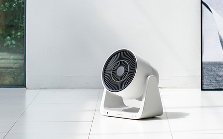 バルミューダ GreenFan C2ホワイト A02A-WK／JP ｜ BALMUDA サーキュレーター コンパクト 空気循環 送風 脱臭 高性能 持ち運び 衣類乾燥 リモコン 家電 おしゃれ リビング コードレス 武蔵野市 