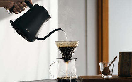 バルミューダ BALMUDA The Pot ブラック KPT01JP-BK| バルミューダ ザ・ポット BALMUDA 選べるカラー 電気ケトル ケトル ポット 家電 おしゃれ キッチン