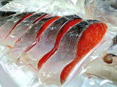 幻の紅鮭（ベニザケ）中辛 | 仙川町伊藤食品 紅鮭 鮭 さけ 熟成 国産 サケ シャケ サカナ 魚 さかな おかず 惣菜 紅鮭 真空個包装 東京都 昔ながら 調布 特産品