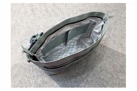 アシンメトリーショルダー 【 ブルーグレー 】 | MIEN