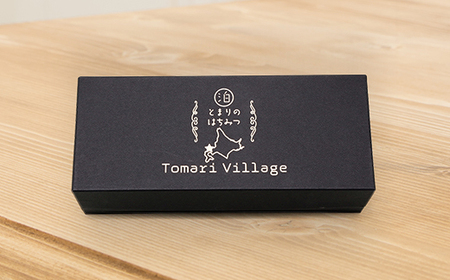 【北海道泊村】とまりの「アカシアはちみつ」・「百花はちみつ」 各1個(合計2個)【1586963】