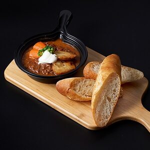 ビーフシチュー・フランスパンセット【配送不可地域：離島】【1497084】