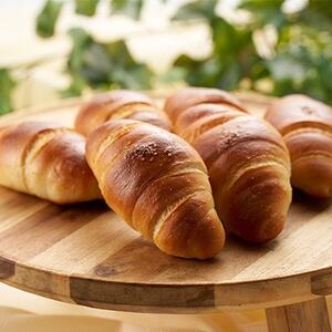 【毎月定期便】塩バターロール6個全4回【配送不可地域：離島】【4065828】