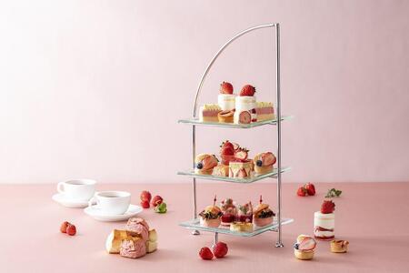 ヨコハマ グランド インターコンチネンタル ホテル ラウンジ＆バー「マリンブルー」アフタヌーンティー ペア利用券 | チケット 人気スポット みなとみらい 人気スイーツ体験 女子会 デート 記念日 ｜神奈川県 横浜市 | 