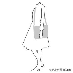 ショルダーバッグ　(R-0702) ブラック/カフェオレ〈キタムラ〉