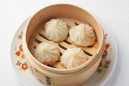 菜香担担麺・手作り点心2種セット〈横浜中華街 菜香新館〉