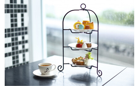 英国式の優雅な午後のひとときを　アフタヌーンティーセットご利用券（2名様分）