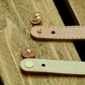 SKLO 首かけタッチペンホルダー+レザーマスクバンド　Shortタイプ【Camel】