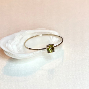 【15号】【天然石ジュエリー】 ペリドット k10(10金)リング◇ ※着日指定不可