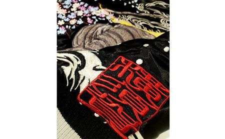 スカジャン 桜と白虎 刺繍 洋服 アウター ファッション【サイズ選択可】 XLサイズ