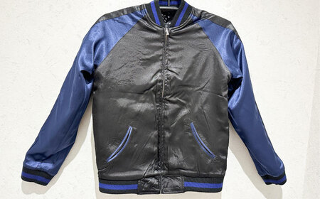 スカジャン 桜と荒波 刺繍　サイズはS・M・L・XL・XXL 服 おしゃれ かっこいい ヴィンテージ 刺繍 和柄 横須賀【有限会社エムシーハウス】 [AKAP009]