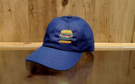 【数量限定30セット】ネイビーバーガー刺繍キャップ 【有限会社エムシーハウス】[AKAP018]