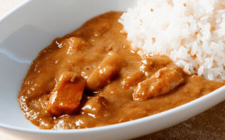 よこすか海軍カレーセット 200g×3箱 海軍カレー かれー 神奈川 横須賀 ホテル【メルキュール横須賀】 [AKCF002]