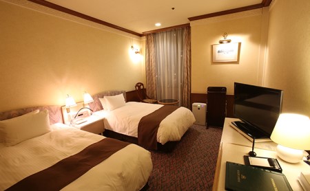 ツインルームご利用券（1泊2食付き） ホテル 宿泊券 