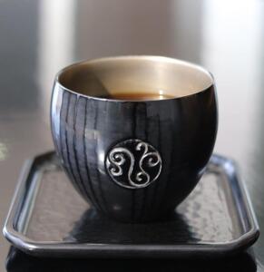 鎌倉彫 倶利カップ 黒