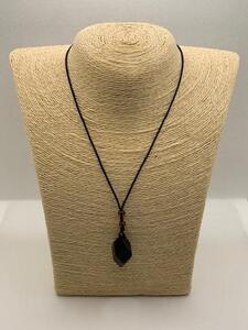 鎌倉彫ペンダント 黒