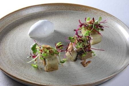 【シェ・ケンタロウ】シェフのお任せコースペアチケット | 食事券 名店 フレンチコース ペア利用 季節の食材 人気 おすすめ 記念日 ディナー デート グルメ体験 高級感 送料無料 神奈川 鎌倉 食事券