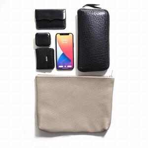 MASSTARD -MINIMAL LEATHER POUCH LARGE- GREIGE