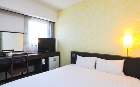 ペア宿泊券 ホテルウィングインターナショナル湘南藤沢 【ダブルルーム】 (軽朝食付き)